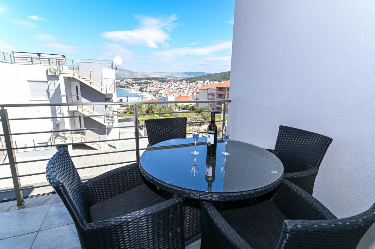 Luxury Apartment With Swimming Pool Ana トロギール エクステリア 写真